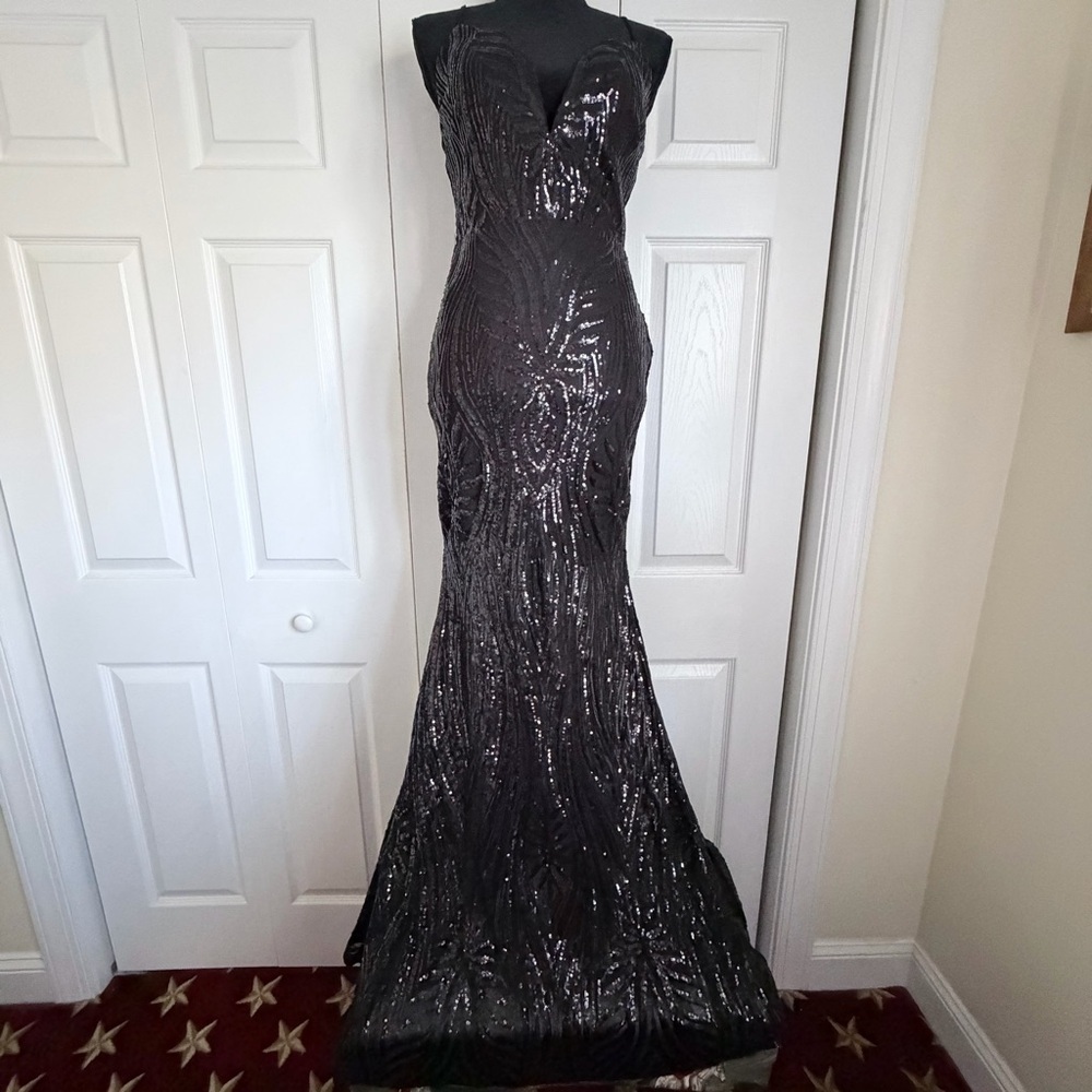 Fashion Nova Tayla Sequin Maxi Dress Womens L Black Mermaid Formal Whimsigoth - Picture 2 of 13